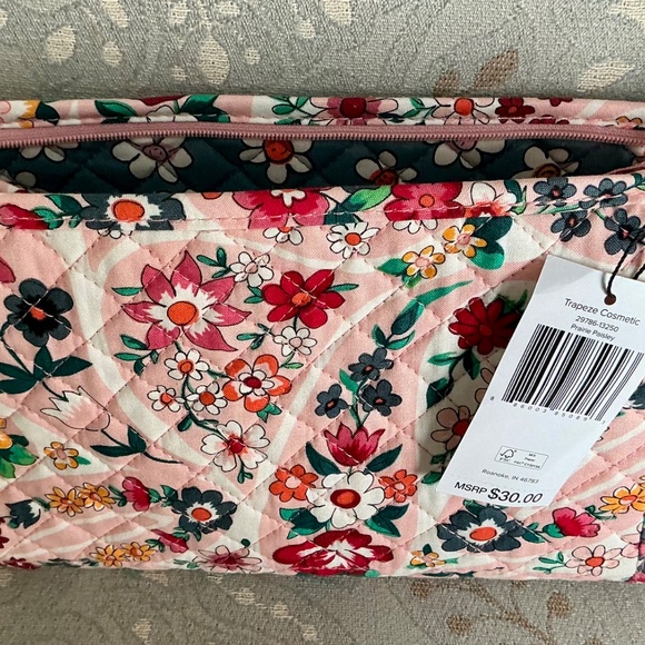 NWT Vera Bradley Trapeze Cosmetic Pouch Set of 2/Prairie Paisley Pattern - Picture 3 of 12
